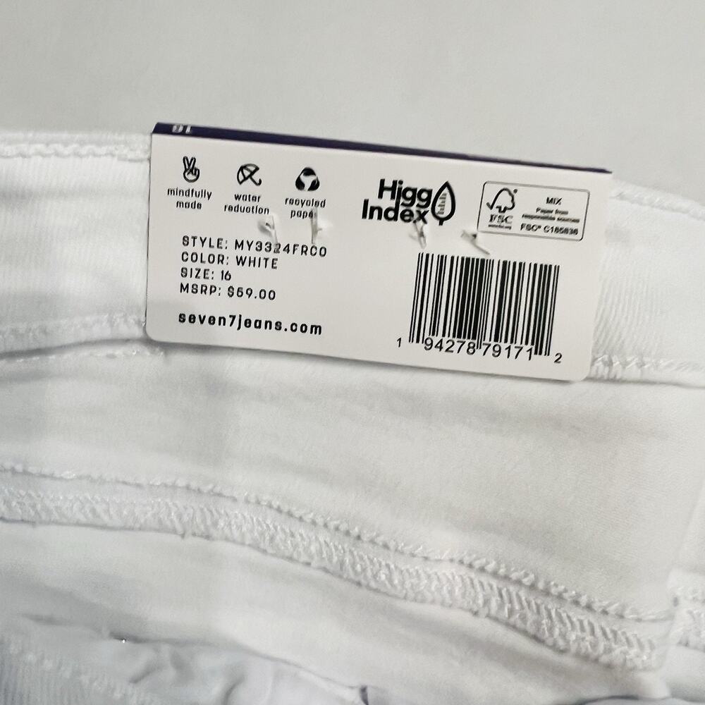 Seven7 Women's Denim White Weekend Short Frayed Hem Sz 16 - Picture 4 of 5